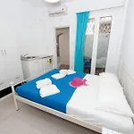Depis Place & Naxos Appartamento *
