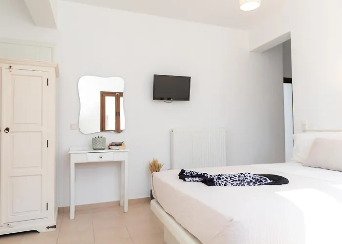 Depis Place & Naxos Apartman Naxos City