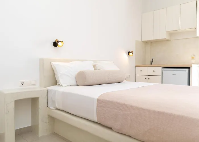 Depis Place & Naxos *