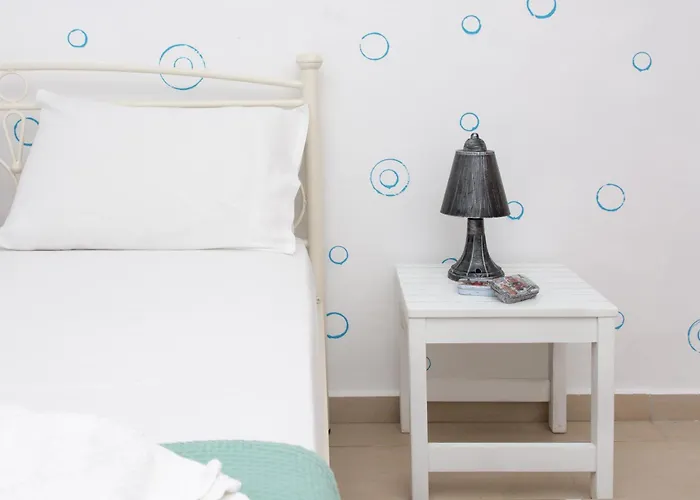 Depis Place & Naxos Apartment *